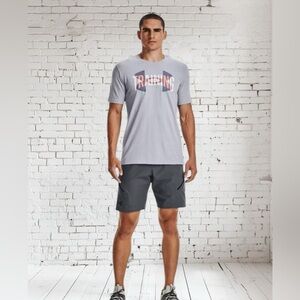Under Armour Gray Training Tee Small NWT | Performance Fit + Everyday Ease 🩶💪